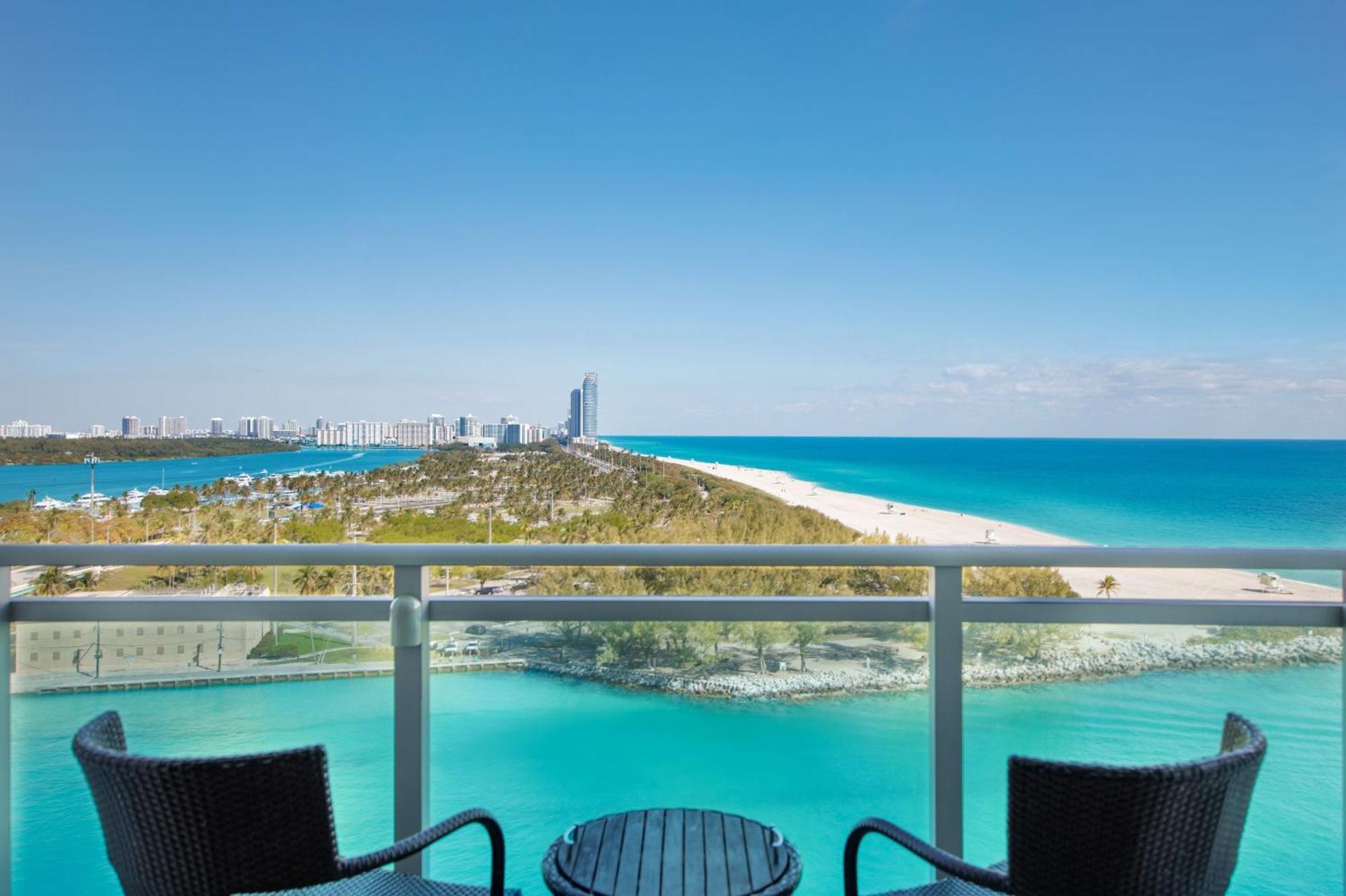 The Ritz-Carlton Bal Harbour, Miami Hotel Miami Beach Exterior photo